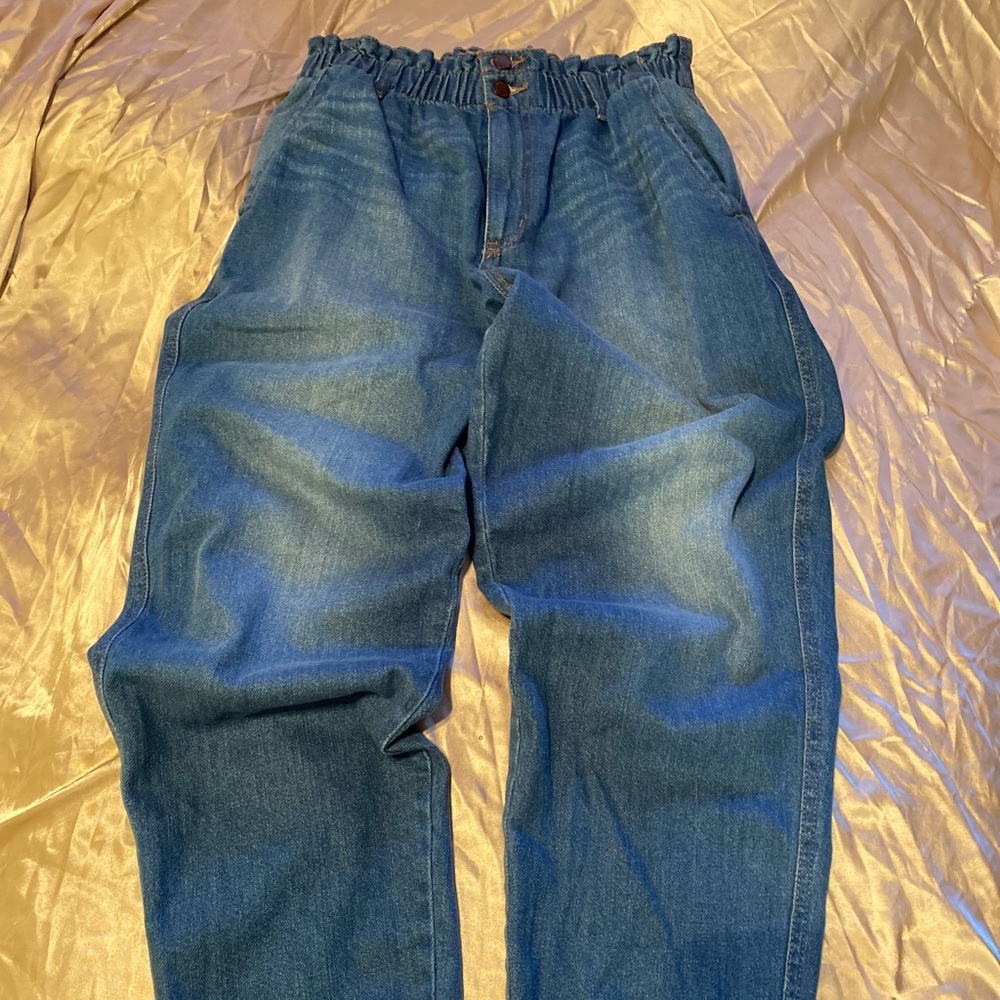 High waisted elastic waist mom jeans